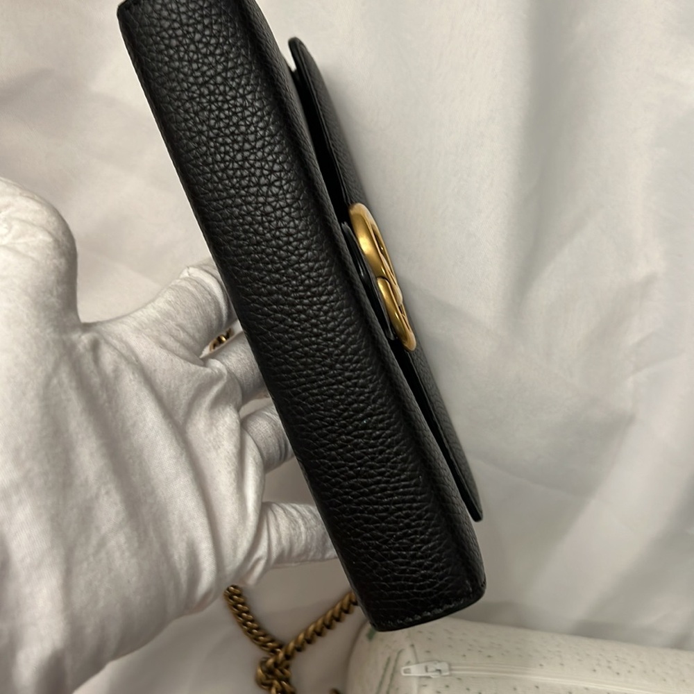 Gucci GG Marmont Chain Shoulder Leather Black Gold Hardware - Picture 14 of 17